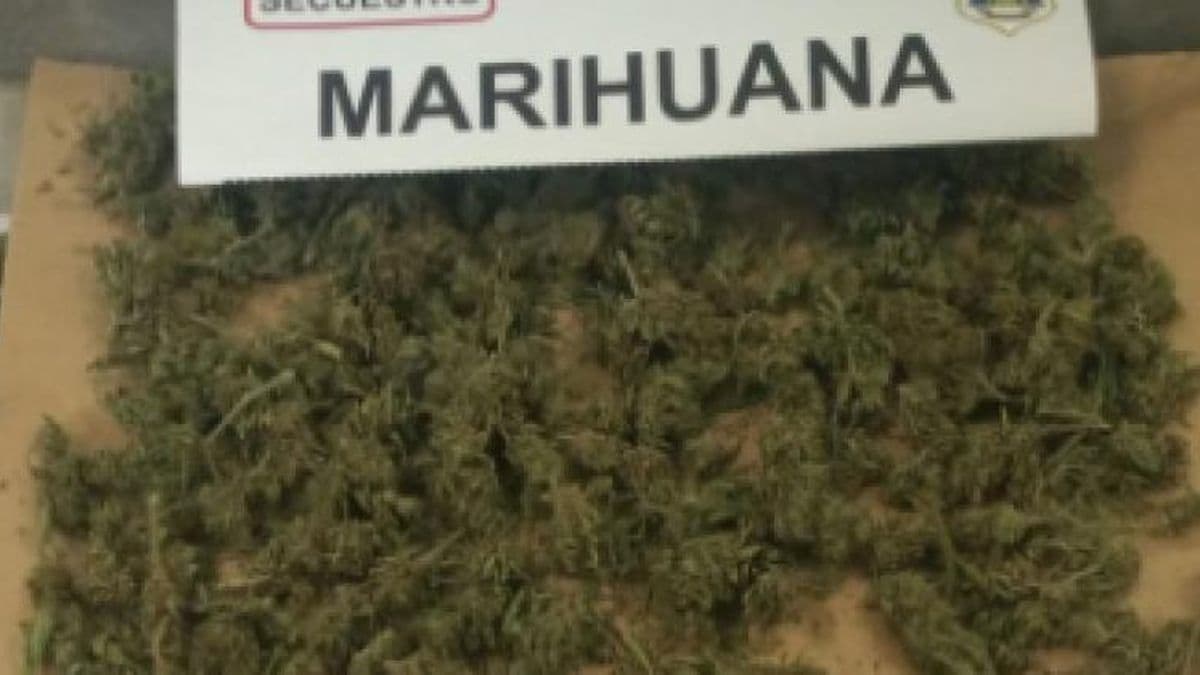 Fueron a allanar una casa por robo y se encontraron con un posible punto de venta de droga