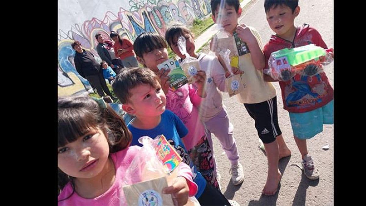 El grupo "Por una carita feliz" anuncia un festival solidario para el viernes 18