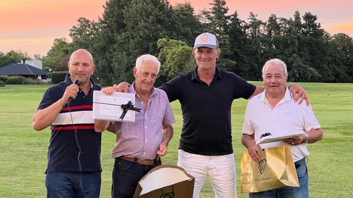 Golf: se disputó el Abierto Apertura con reconocimientos a la trayectoria