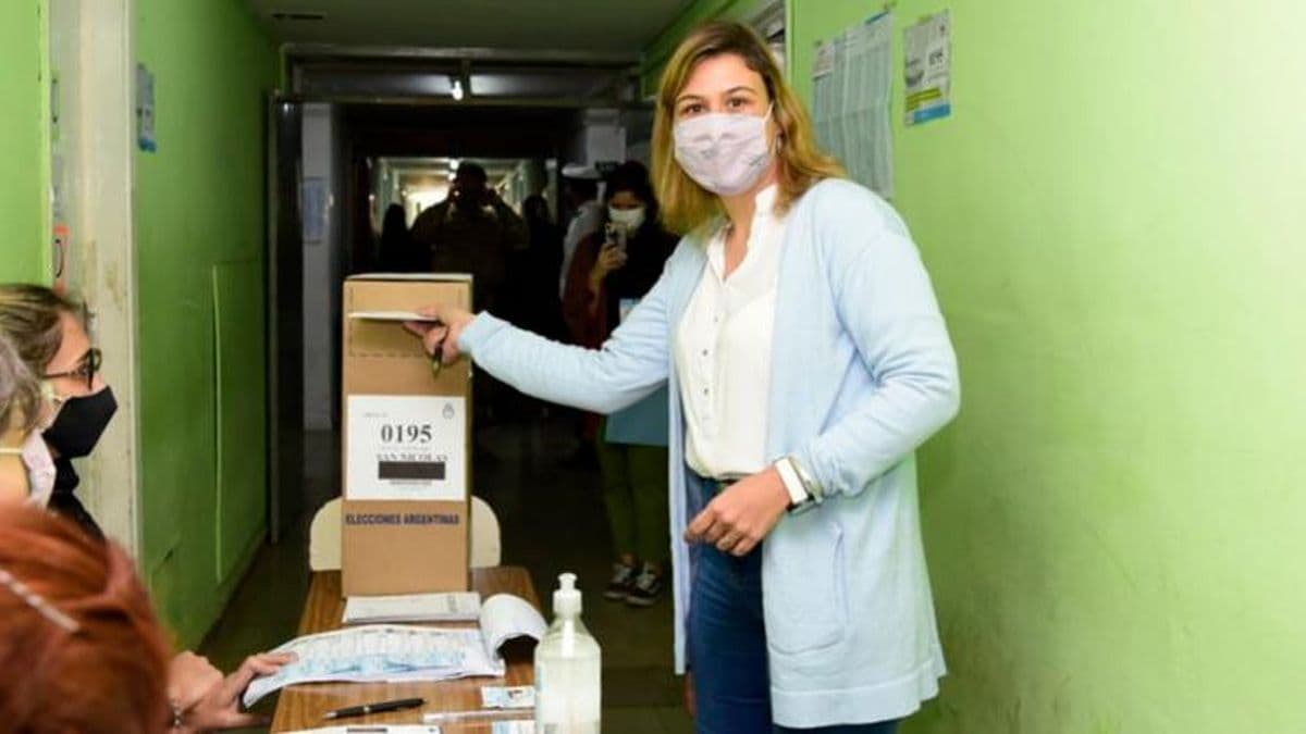 Balearon la casa de una candidata a concejal del FdT en San Nicolás