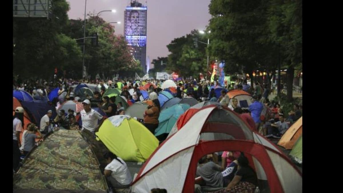 Quitarán los planes sociales de los que cortan calles y eliminarán los intermediarios