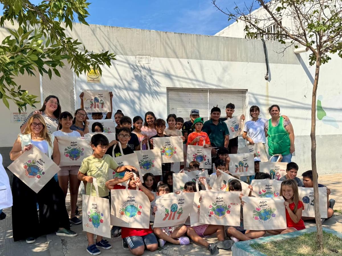 Educación ambiental y creatividad en el CDC 12 de Octubre
