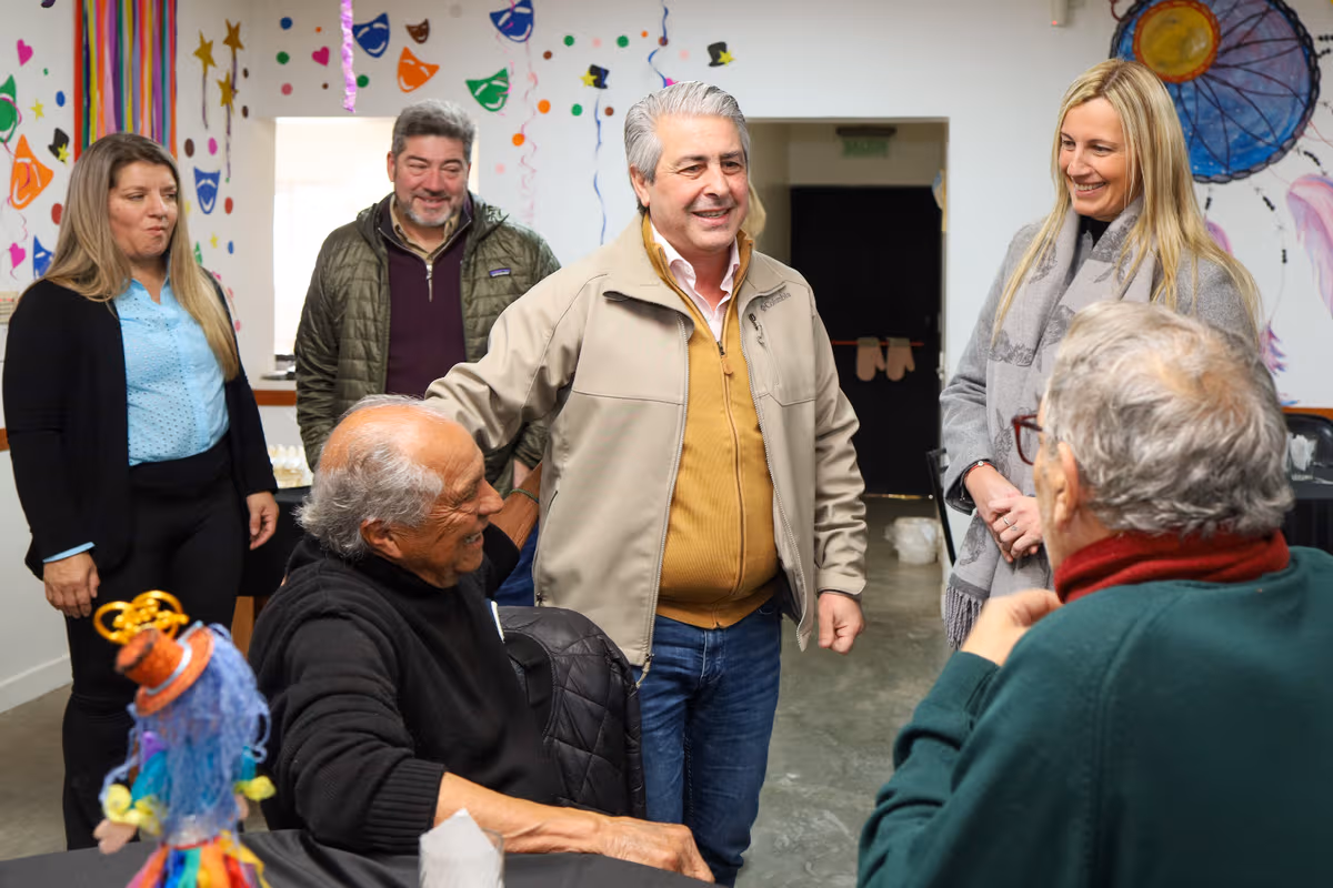 El Centro de Día de la Tercera Edad celebró sus 33 años junto a los adultos mayores