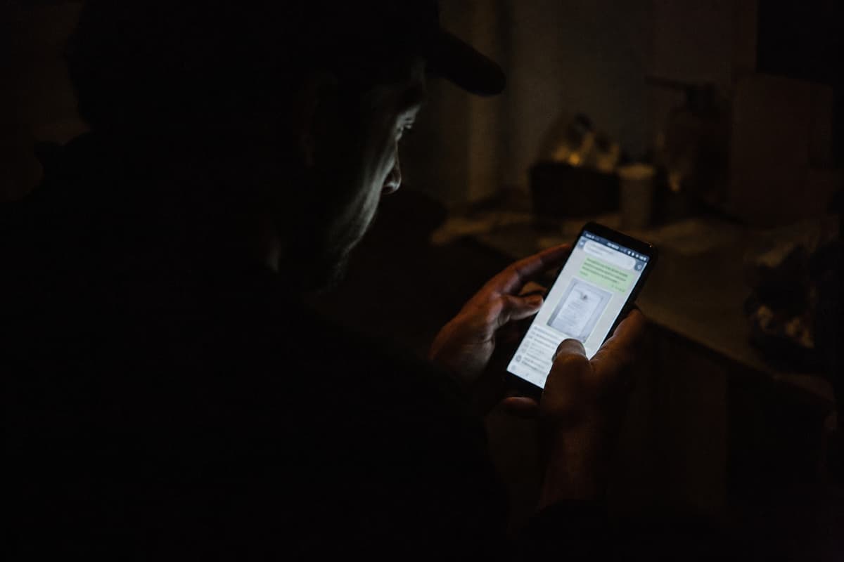 Alertan por posibles estafas con mensajes de WhatsApp sobre multas de tránsito