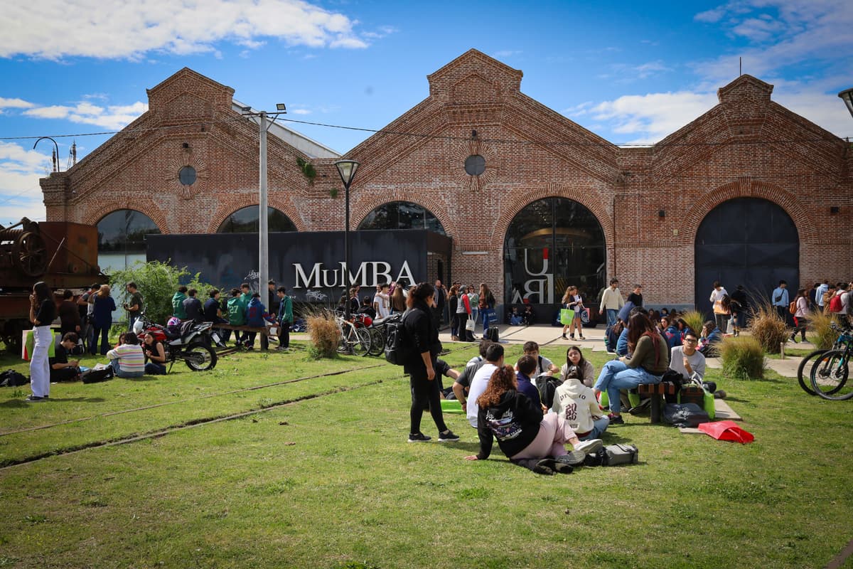 Más de 1.000 jóvenes participaron de la primera Expo Educativa y Expo Empresa