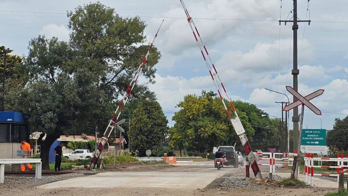 San Pedro: Reabrieron el paso a nivel de Ruta 191 y Mitre tras tres meses de obras