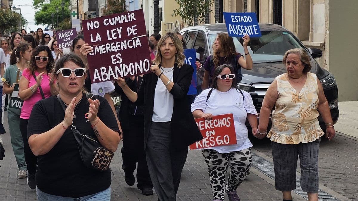 En San Nicolás prestadores de discapacidad alertan por demoras de hasta 120 días en pagos