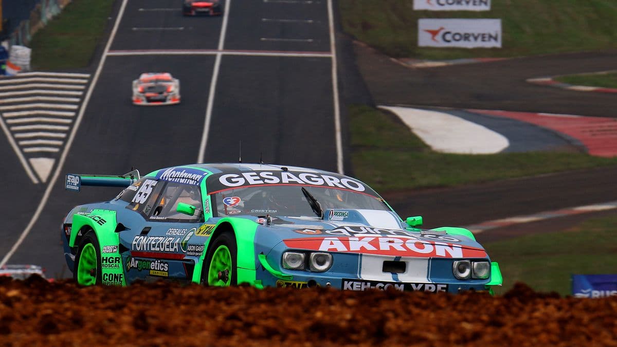 Alfonso Domenech debutó con el Dodge y completó su primera final en el TC