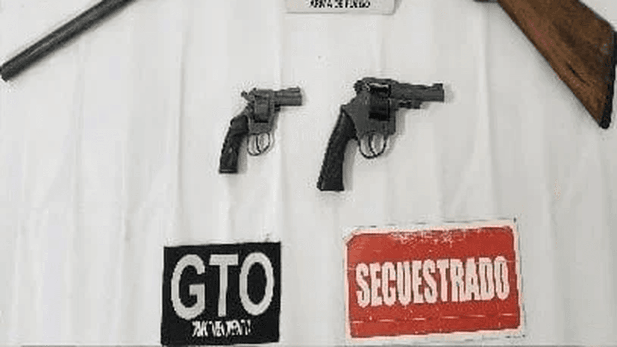 San Nicolás: detienen a una mujer en B° Los Pinos y secuestran armas de fuego tras denuncia por amenazas