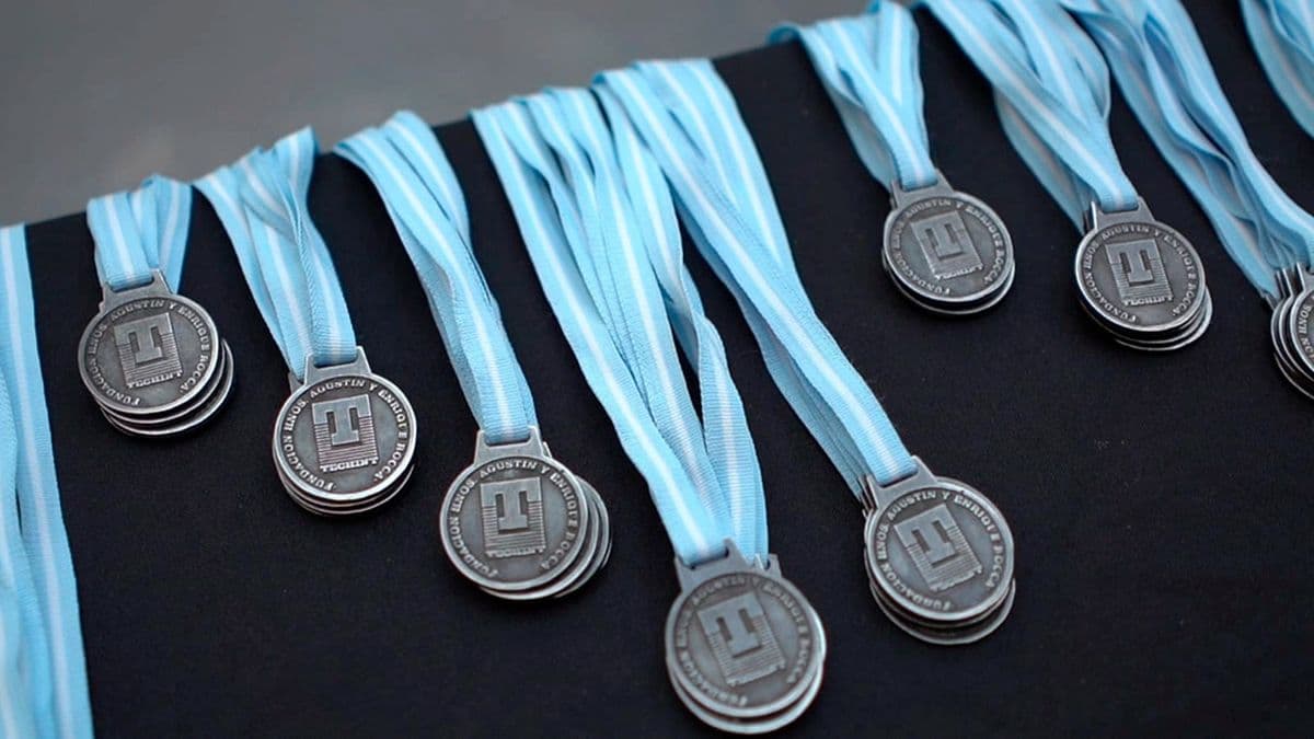 Alumnos de Zárate y la región recibieron las becas Roberto Rocca