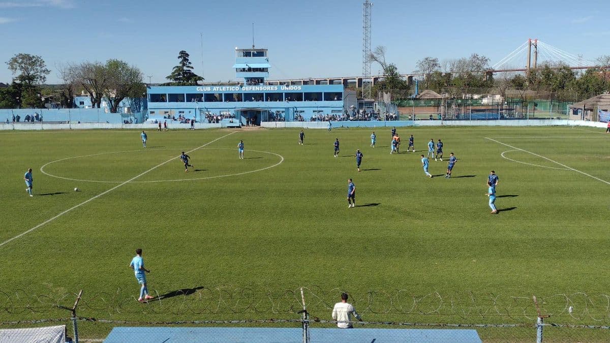 Zárate: Con su gente como bandera, CADU se despidió de la B Nacional con un empate ante Temperley