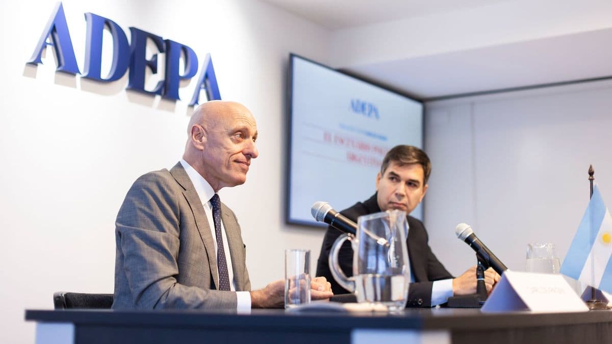 El miedo como motor de la política, la economía y el periodismo: el análisis de Carlos Pagni en ADEPA