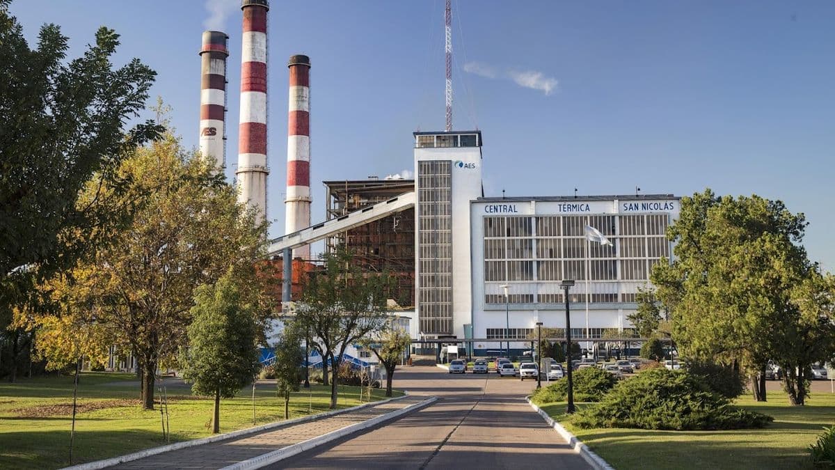 San Nicolás: El gigante BlackRock compró AES y toma control de activos energéticos clave en Argentina