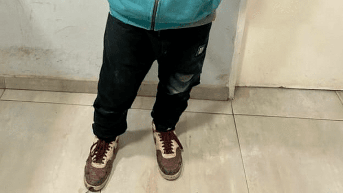 Detuvieron a un hombre en la zona sur de San Nicolás con cerámicos robados en Avenida Savio