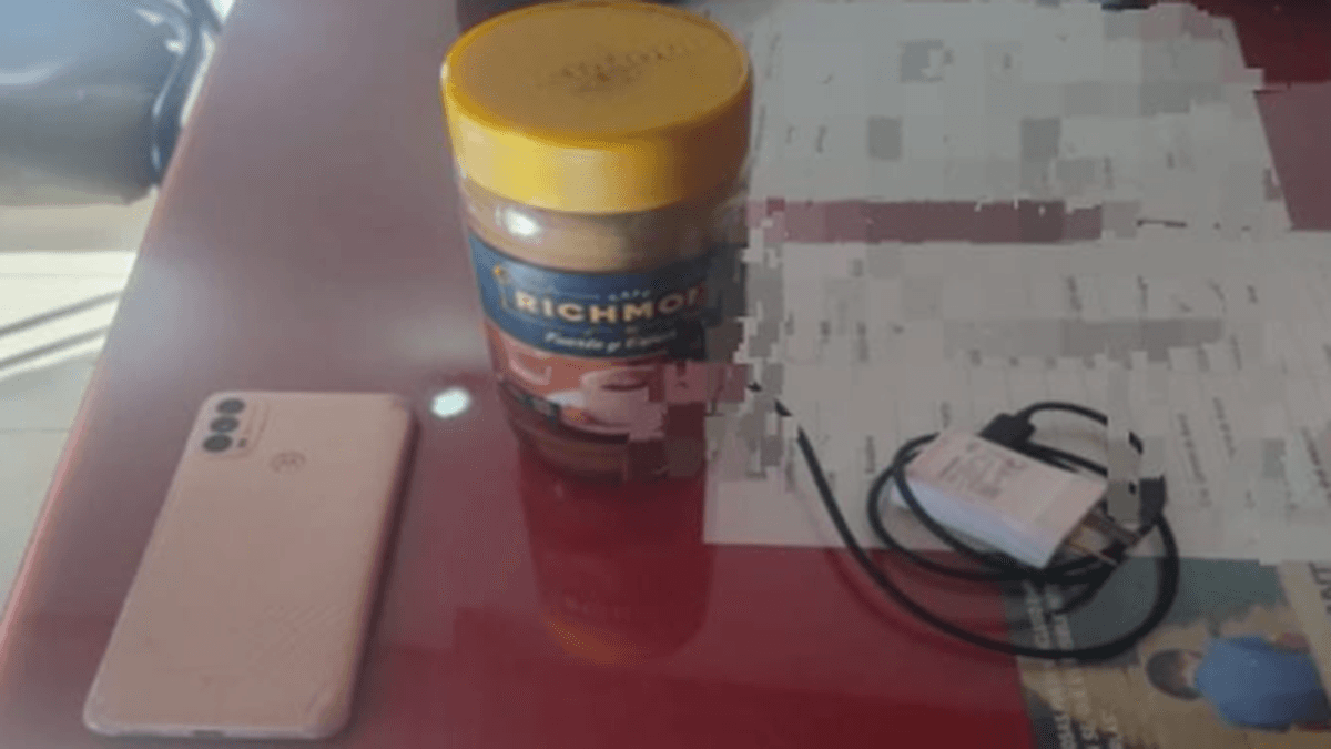 Aprehenden a un hombre de 31 años en San Nicolás por robar el celular y el cargador de su expareja