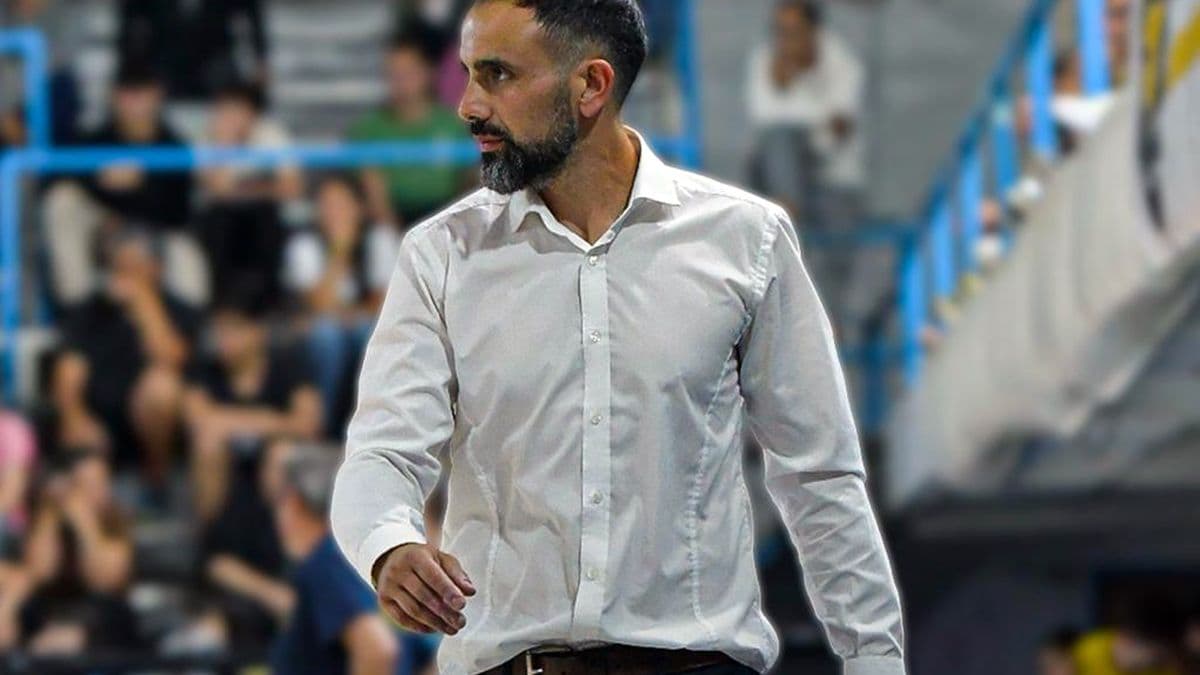Pergamino Básquet anunció el final del ciclo de Federico Díaz