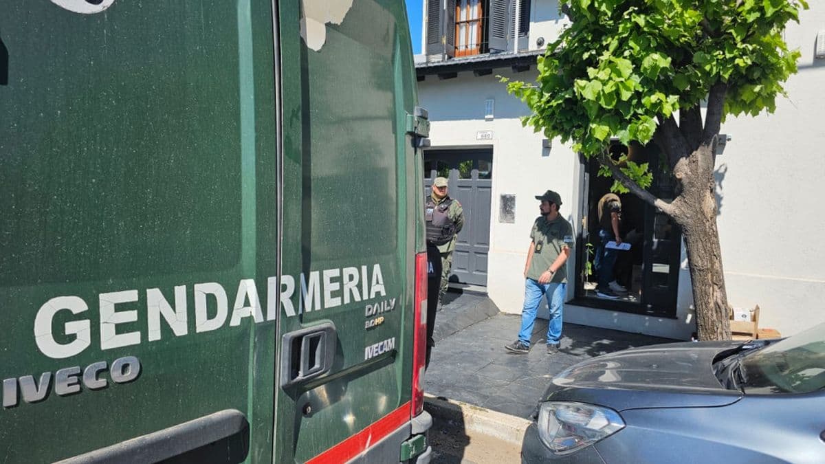 Gran operativo de Gendarmería en San Pedro por causas federales: allanamientos y fuerte despliegue