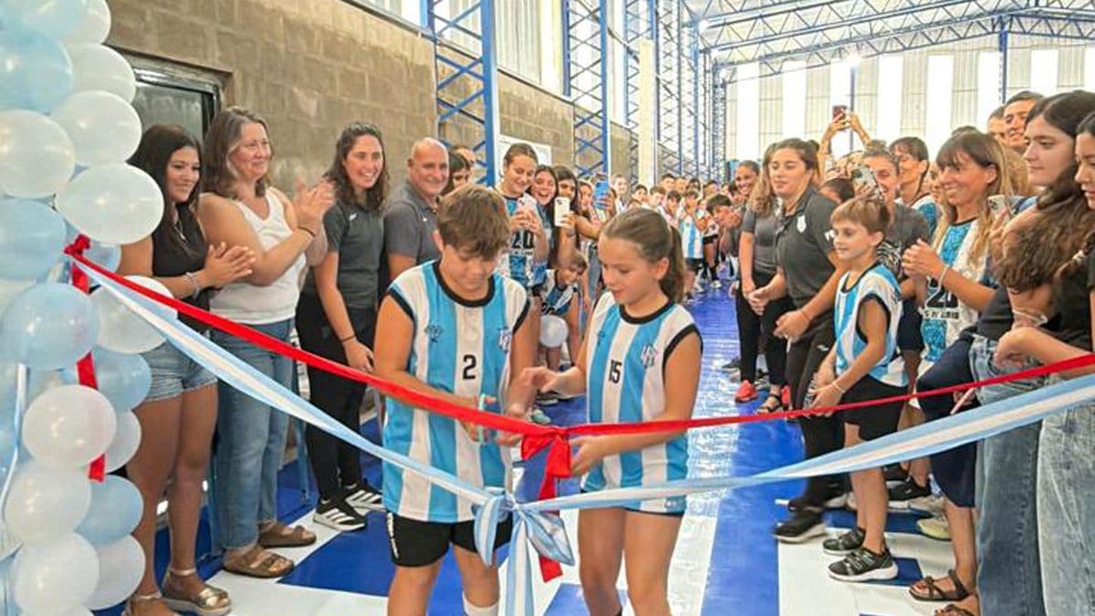 Argentino inauguró un nuevo gimnasio pensado para el desarrollo del vóleibol