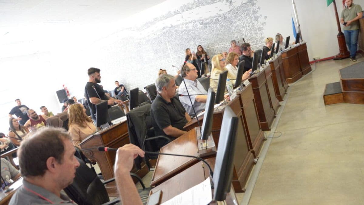 Zárate presentó el Presupuesto 2026 y comienza el análisis en el Concejo Deliberante