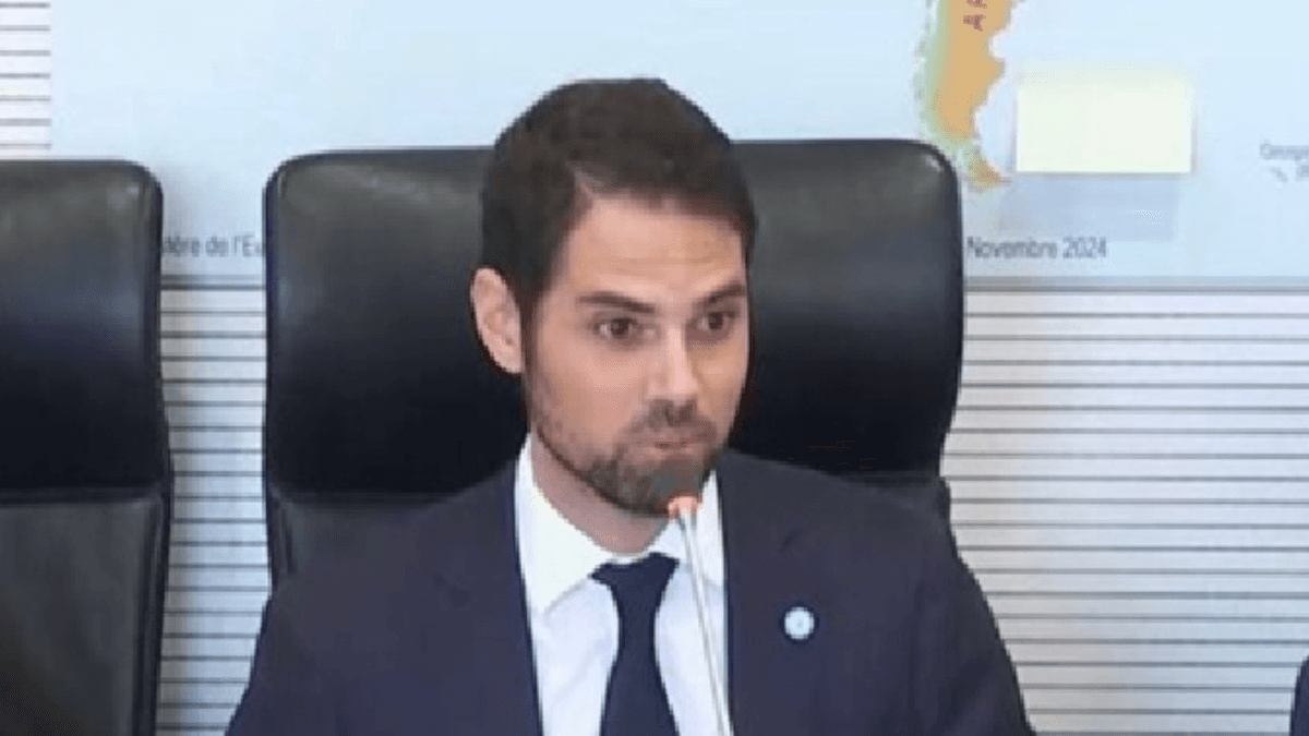 Malvinas: el gesto del embajador argentino en Francia que evitó un incidente diplomático