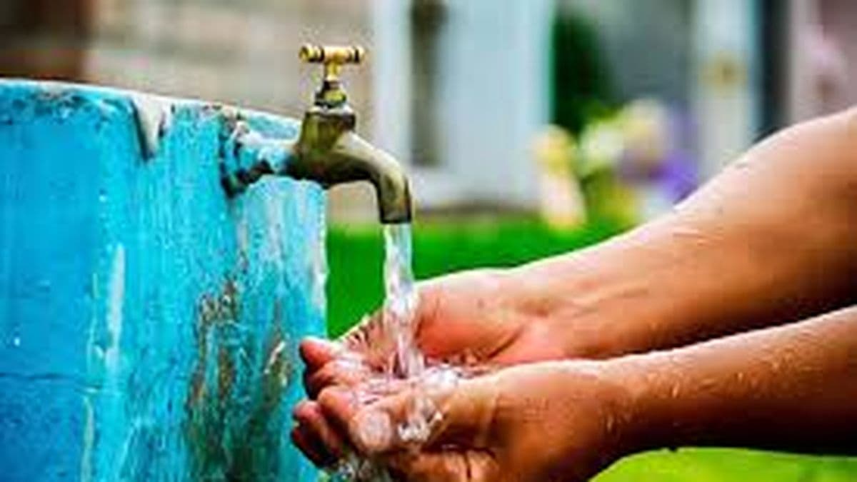 Cuidar el agua y no derrocharla, clave para evitar problemas en días de calor