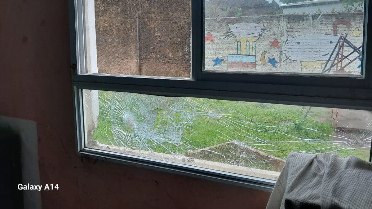 Nuevo episodio de robo y vandalismo en el edificio compartido por el Jardín de Infantes 926 y el CEC 801