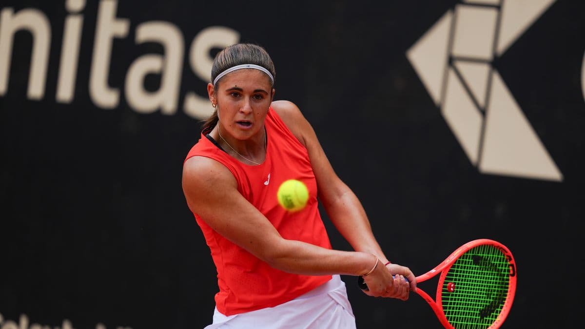 Julia Riera arrancó con triunfo en Charlottesville y avanzó a octavos