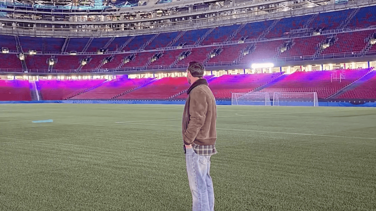 El regreso invisible de Messi: cuando un estadio vacío vuelve a tener alma