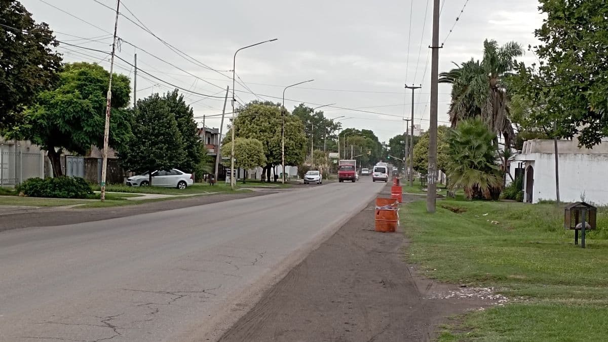 Seguridad vial y accesibilidad: iniciaron la obras para la bicisenda en avenida Rodríguez Jáuregui