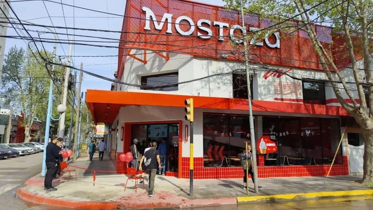 Mostaza abrió su nuevo local en el corazón de Zárate y apuesta al empleo joven
