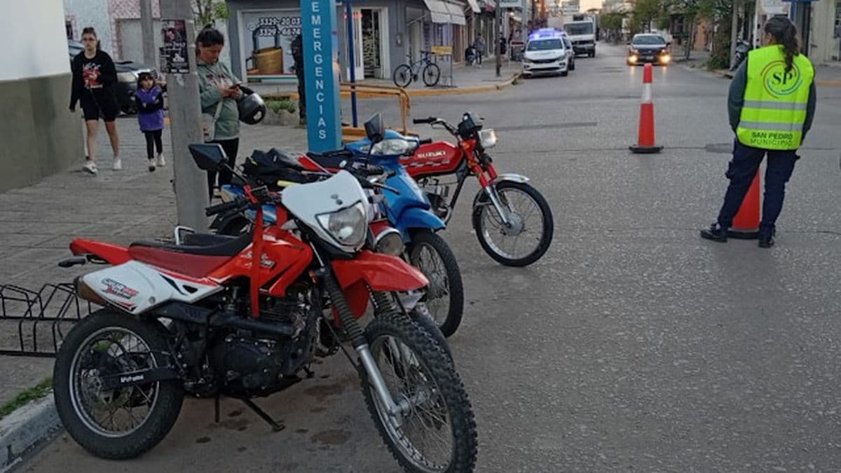 San Pedro: retienen ocho motocicletas en un operativo de tránsito conjunto