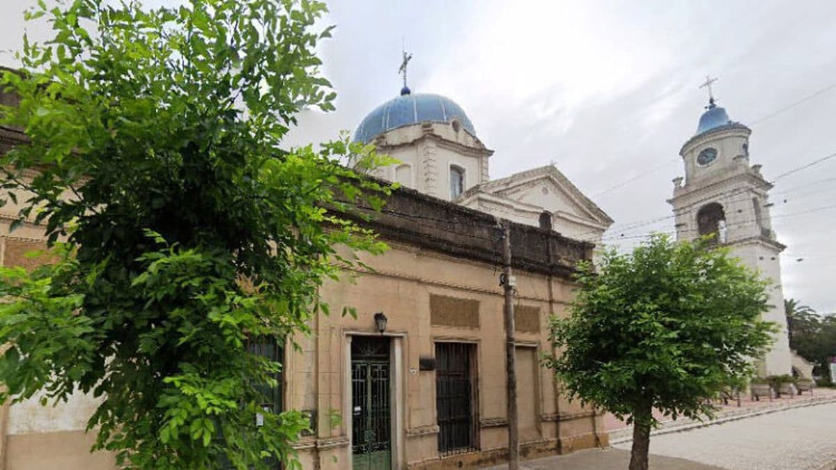 Le robaron al cura de Arrecifes mientras celebraba misa en la parroquia San José