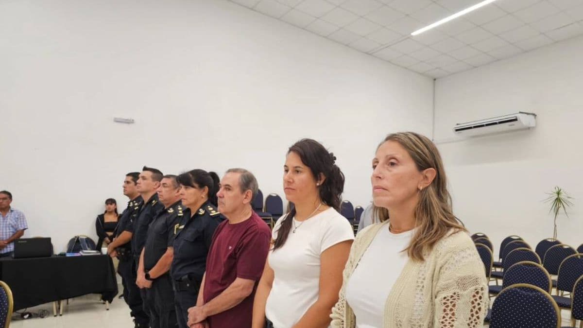 Ramallo: Cuttiani defendió su gestión en el Consejo Escolar y negó irregularidades denunciadas