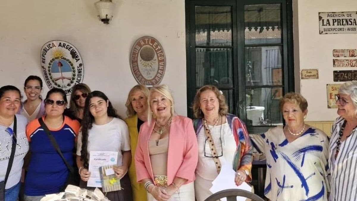 Ramallo: Premiación del Certamen Literario reunió a jóvenes poetas en el Museo Hércules Rabagliati