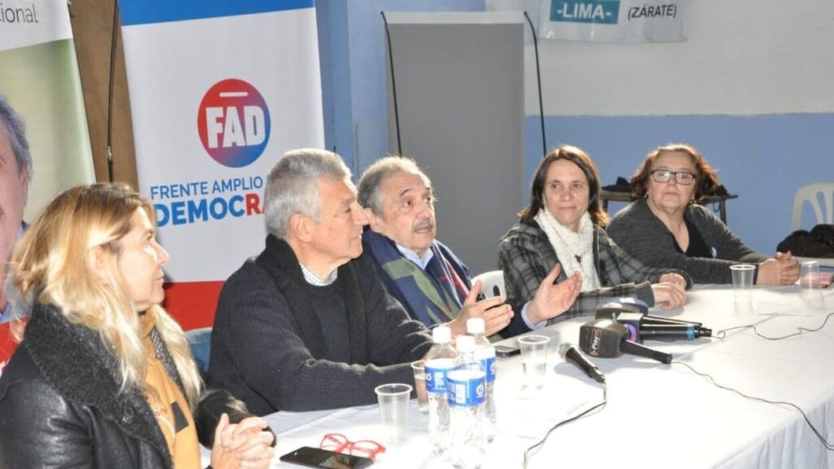 Ricardo Alfonsín en Zárate: "Frente a Milei, la democracia se defiende con participación y proyecto político"