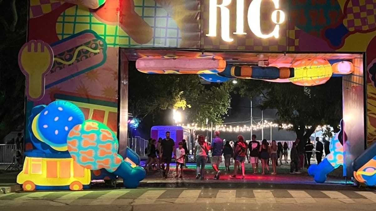 Arrancó en San Nicolás el Festival RICO en el Empedrado con más de 50 propuestas gastronómicas