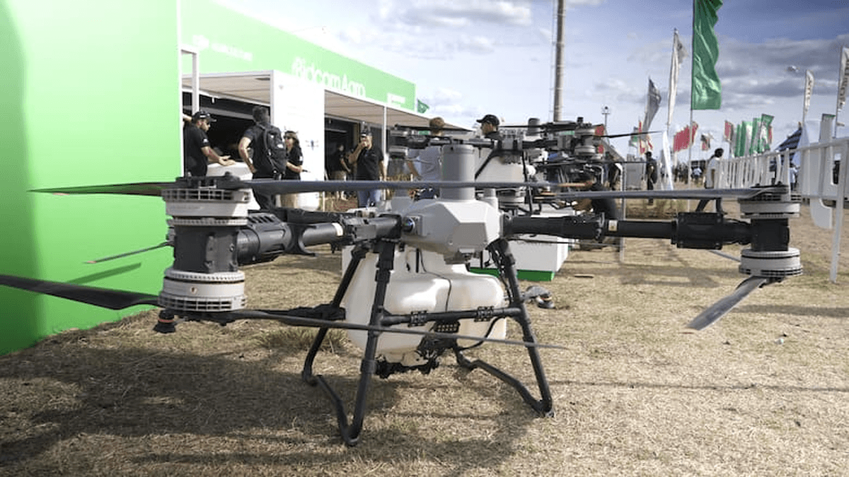 Rizobacter y Bidcom Agro sellan una alianza para liderar las aplicaciones agrícolas con drones