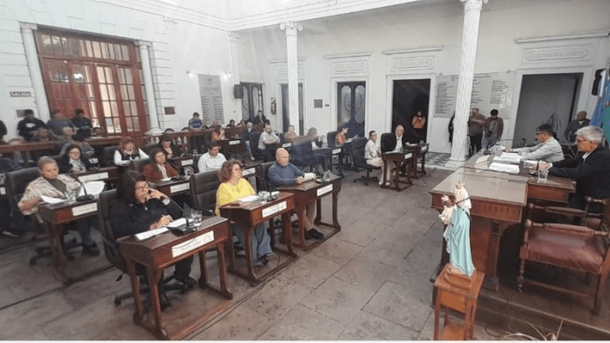 El Concejo Deliberante de San Nicolás retoma sesiones con temas clave y regreso libertario