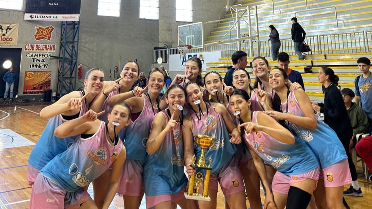Histórico: Pergamino campeón del Torneo Zonal U17 de básquetbol femenino