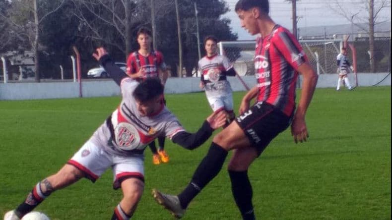 Vuelve el fútbol local: el programa de partidos para el sábado y el domingo