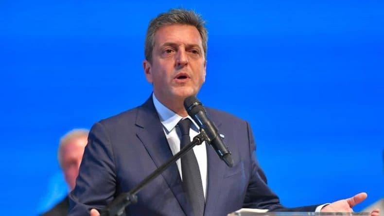 Massa presentó el nuevo proyecto de ley de Financiamiento Educativo