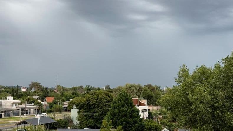 Pergamino en el área de alerta climática por lluvias, ráfagas de viento y posible caída de granizo