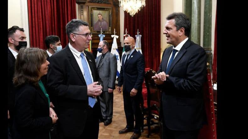 Massa recibió al viceprimer ministro israelí para conmemorar el 30° aniversario del atentado a la Embajada de Israel