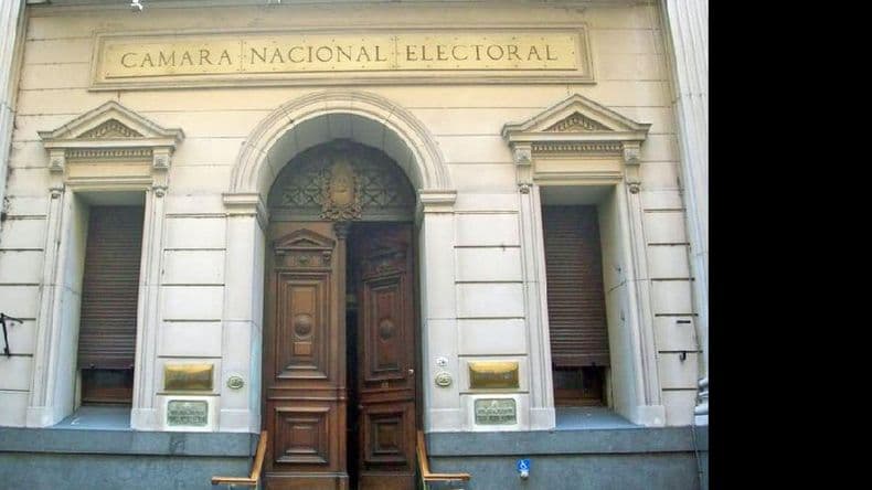 La Cámara Electoral insistió en reformar el sistema de votación