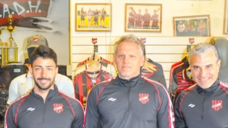 Douglas pone en marcha la pretemporada pensando en el próximo Torneo Federal A