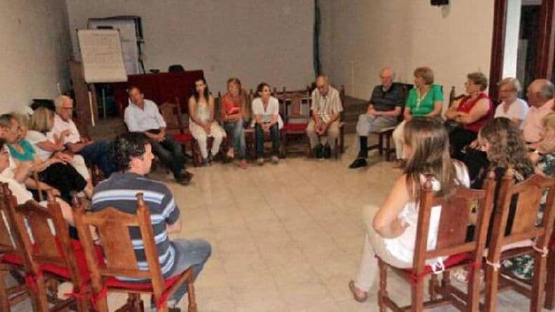 Pacientes con Parkinson y familiares recuperan un espacio de autoayuda
