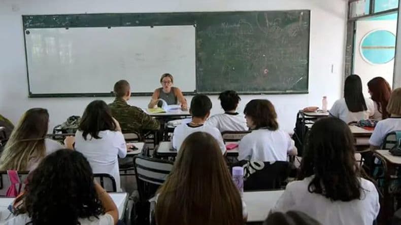 Salario docente: Provincia avisa que no podrá pagar todo el año la parte que corresponde a Nación