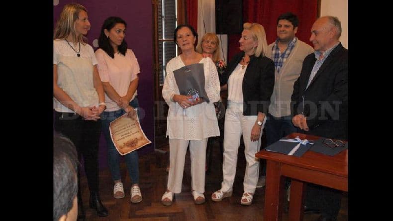 Mercedes Porcel fue distinguida como “Pergaminense sobresaliente”