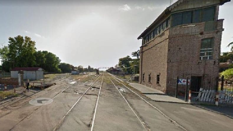 Pasos a nivel sin las barreras: el riesgo al que estamos expuestos