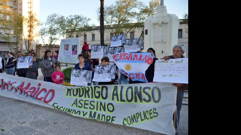 Vecinos se convocaron en la Plaza Merced para pedir seguridad y justicia